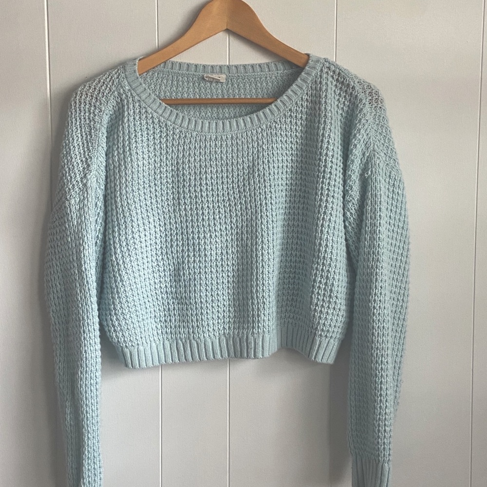 Baby blue Knitted cropped sweater